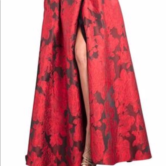 Rachel Allan Couture Gown - Picture 3 of 10